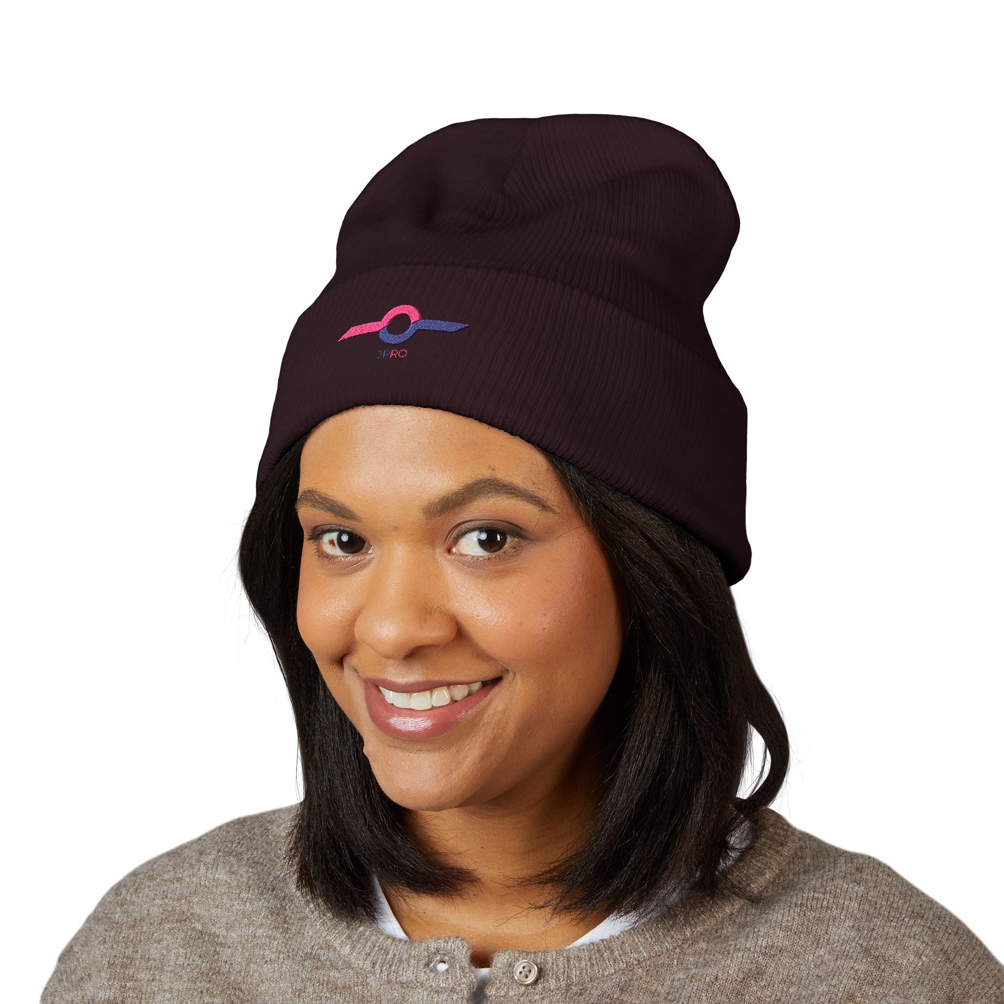 Embroidered Minimalist Winged Circle Beanie — White Cuffed Knit Hat